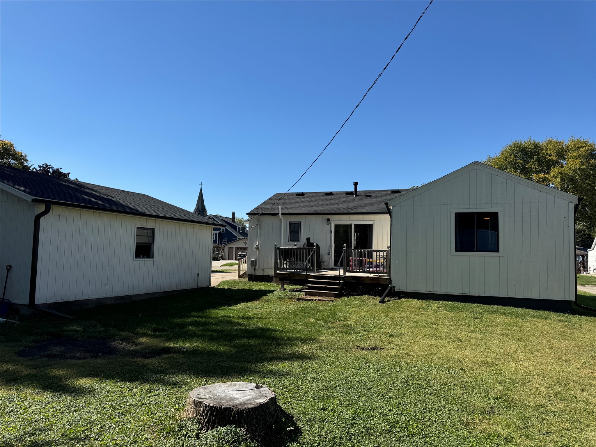 1219 11th Street, Nevada, Iowa image 2