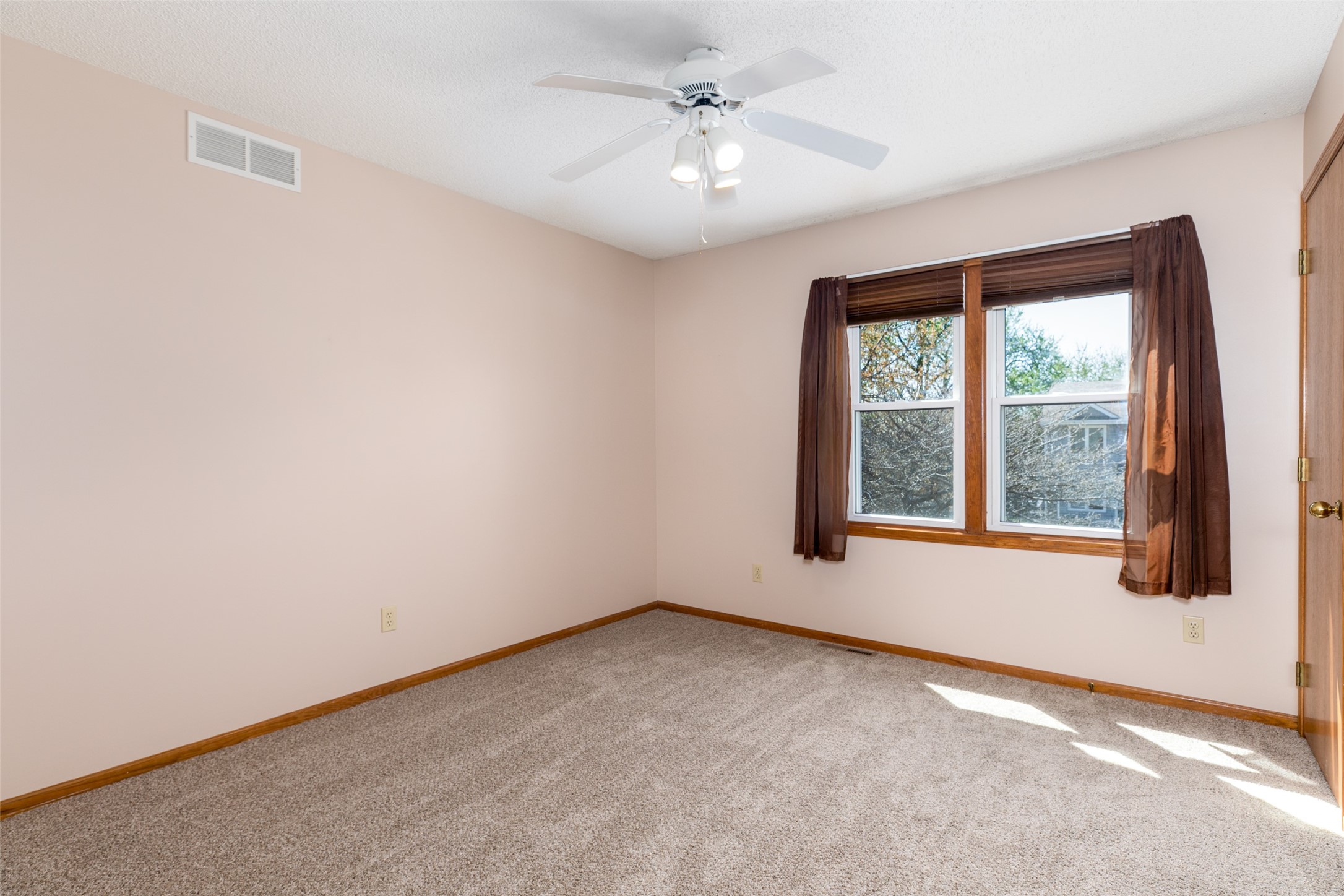 4015 98th Street, Urbandale, Iowa image 18