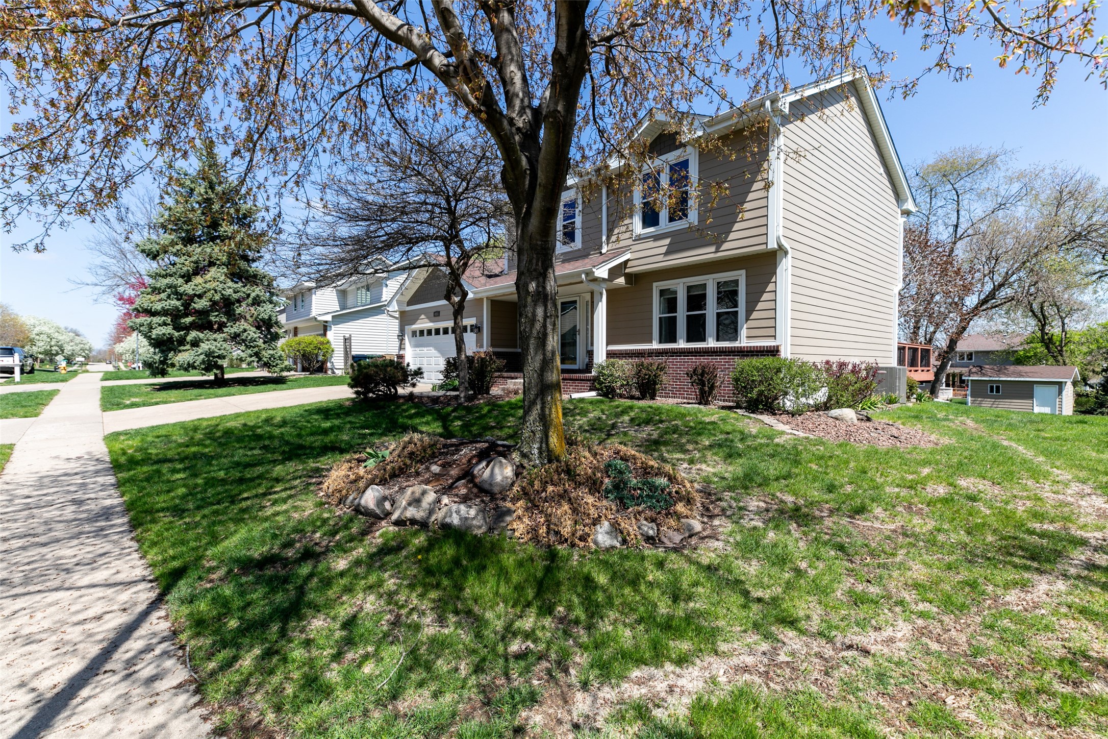 4015 98th Street, Urbandale, Iowa image 3