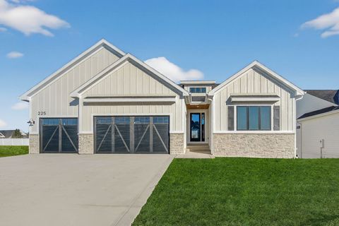 225 NW Woodmoor Drive Waukee IA 50263