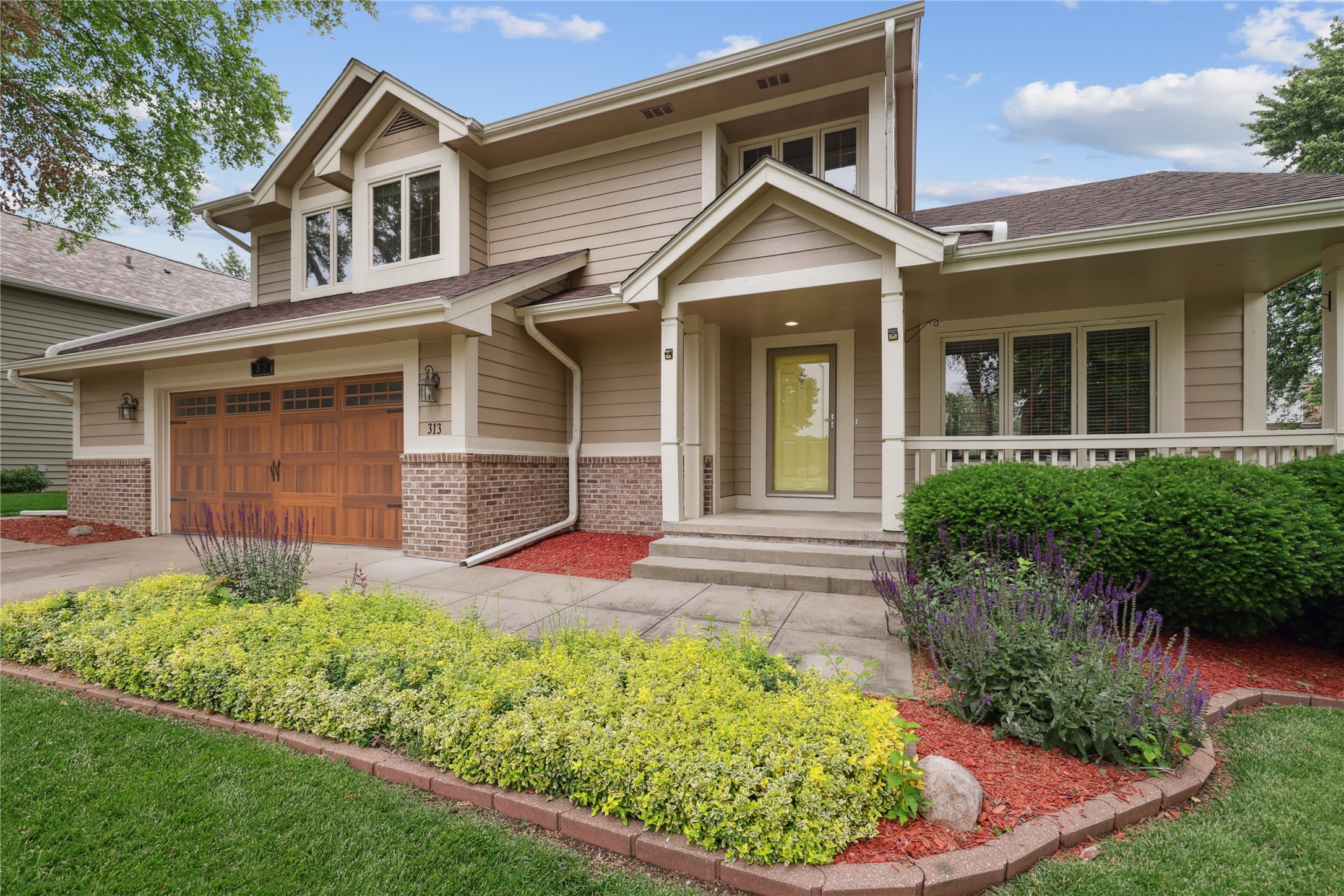 313 29th Street, West Des Moines, Iowa image 2
