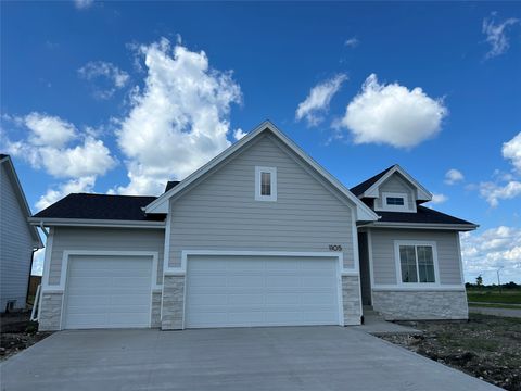 Homes For Sale - 1105 SW 18th Court<br/> Grimes, IA 50111