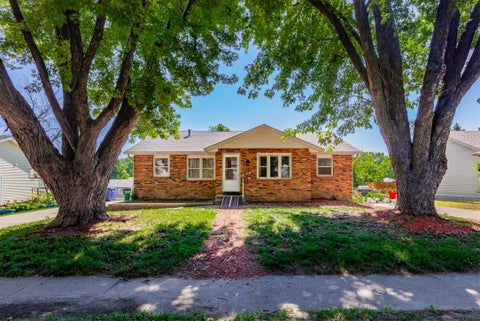 Multifamily For Sale - 4021/4023 79th Street<br/> Polk County, Urbandale, IA 50322