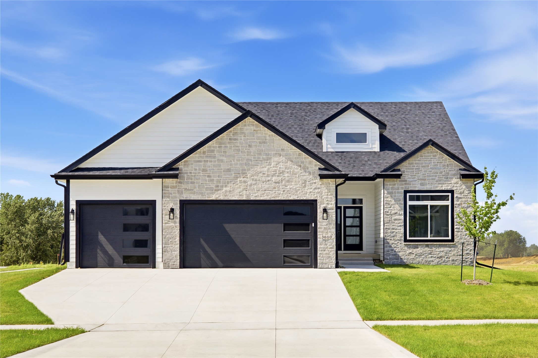 Photo 1 of 34 — 3610 NE 12th Street, Ankeny, IA 50021