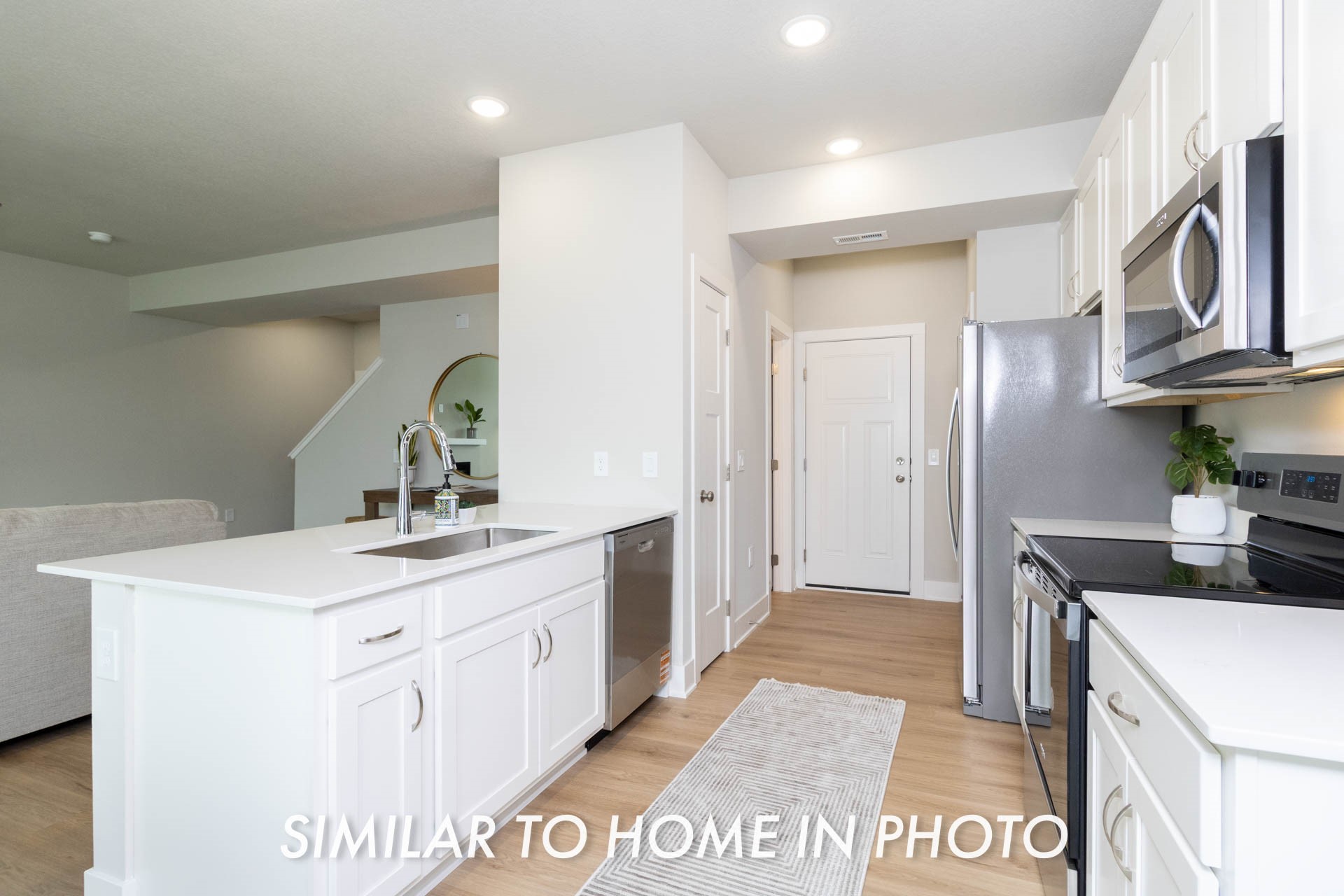 6948 Poppy Court, Johnston, Iowa image 8