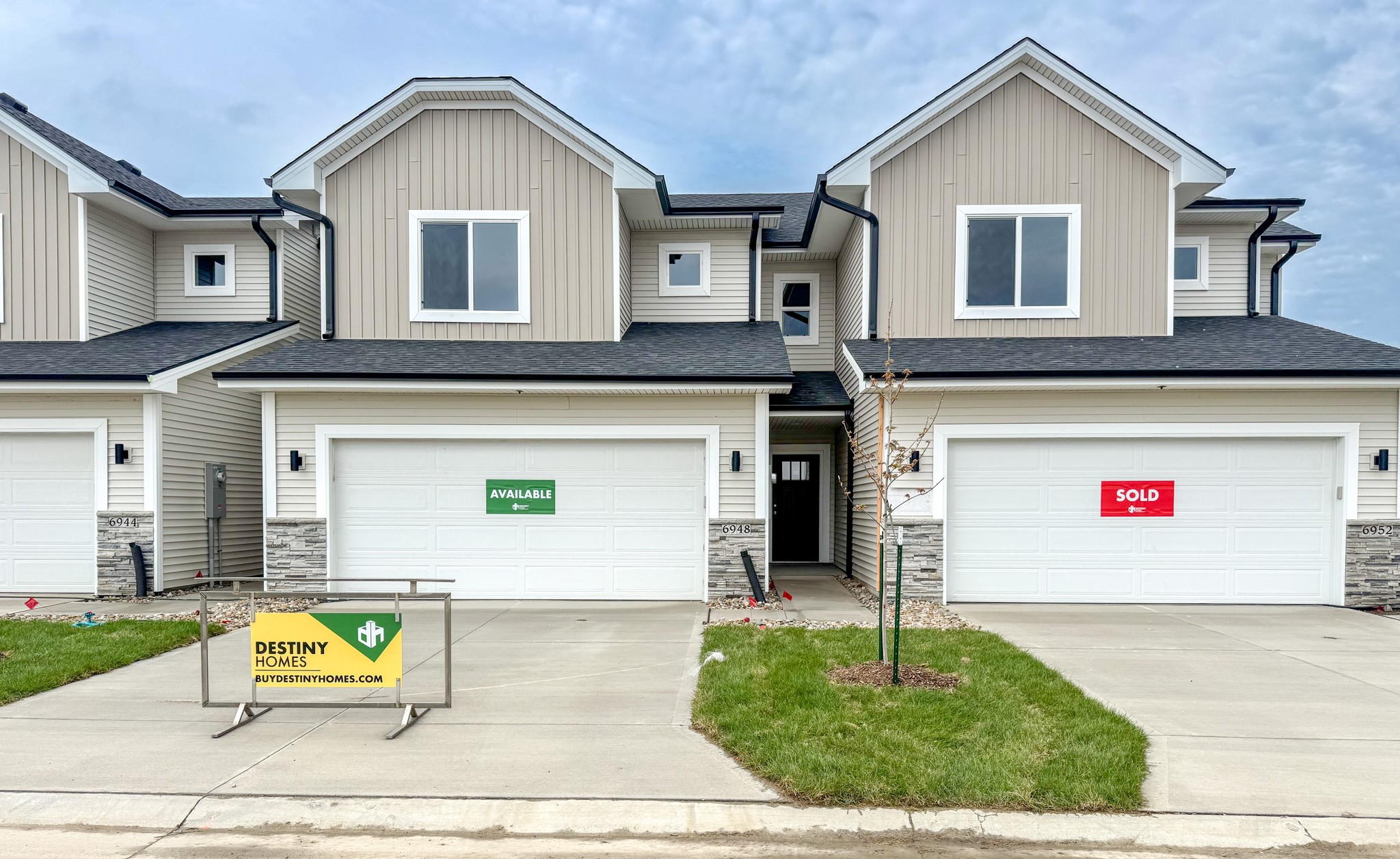 6948 Poppy Court, Johnston, Iowa image 1