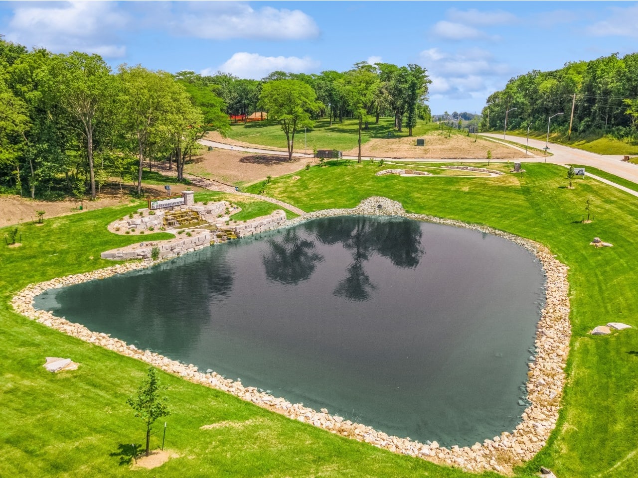 1529 S Stonewood Drive, West Des Moines, Iowa image 16