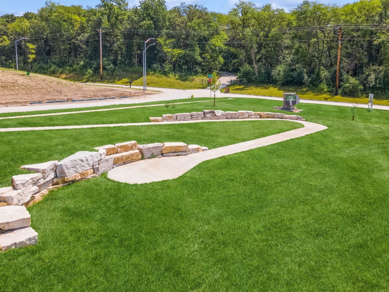 1529 S Stonewood Drive, West Des Moines, Iowa image 18