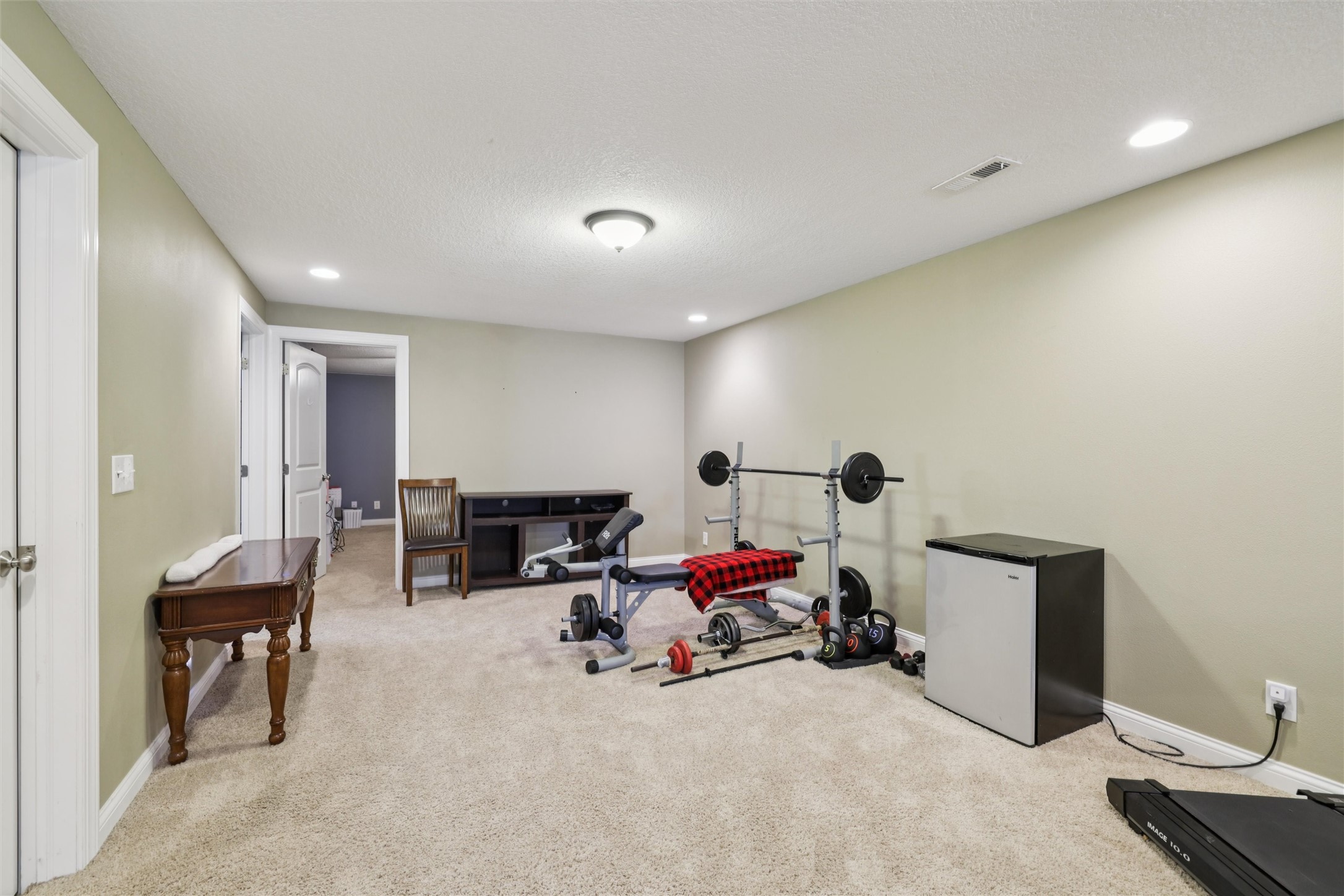 Johnston, Iowa 50131, United States, 5 Bedrooms Bedrooms, ,3 BathroomsBathrooms,Residential,Active,5031