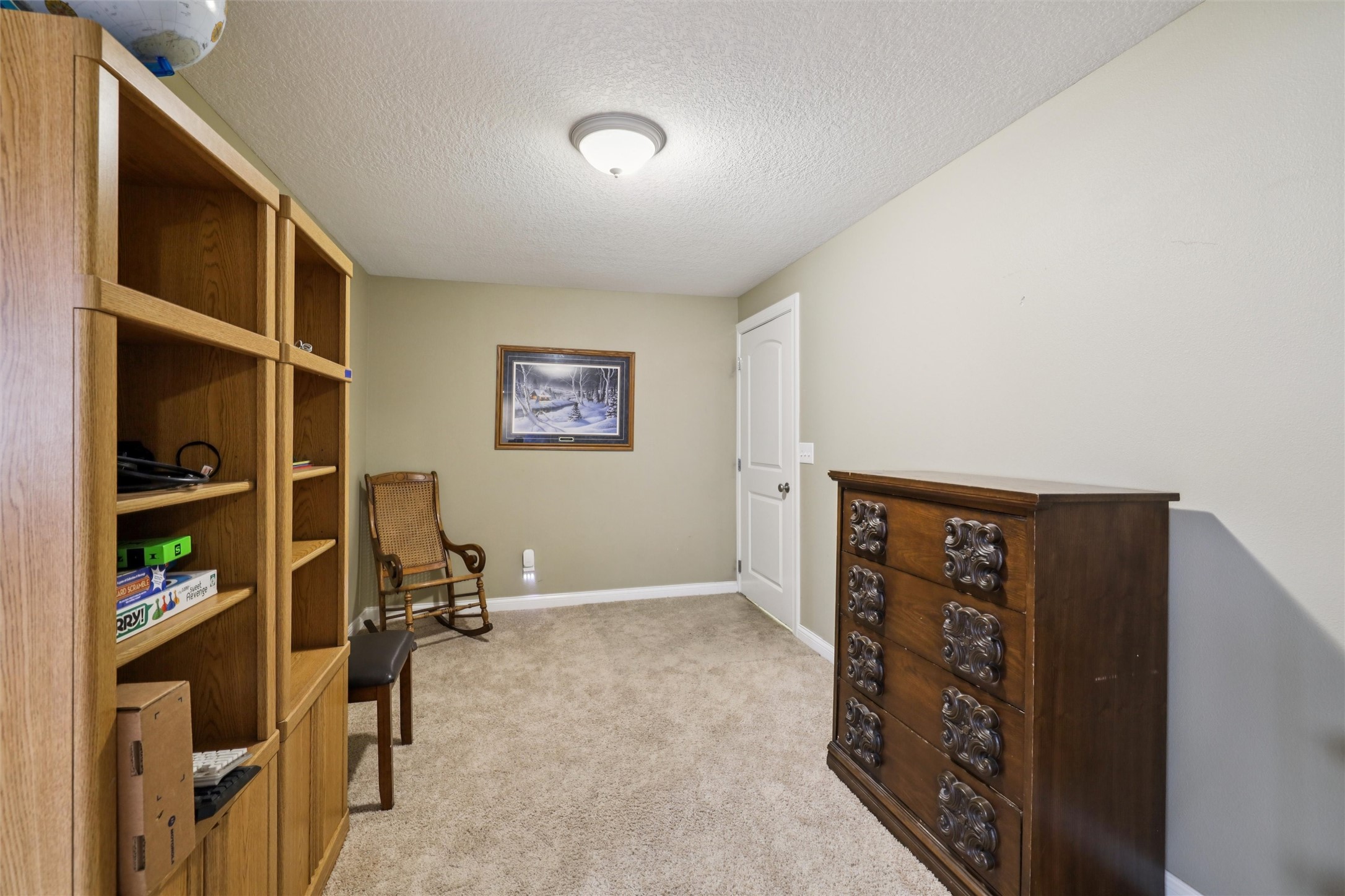 Johnston, Iowa 50131, United States, 5 Bedrooms Bedrooms, ,3 BathroomsBathrooms,Residential,Active,5031