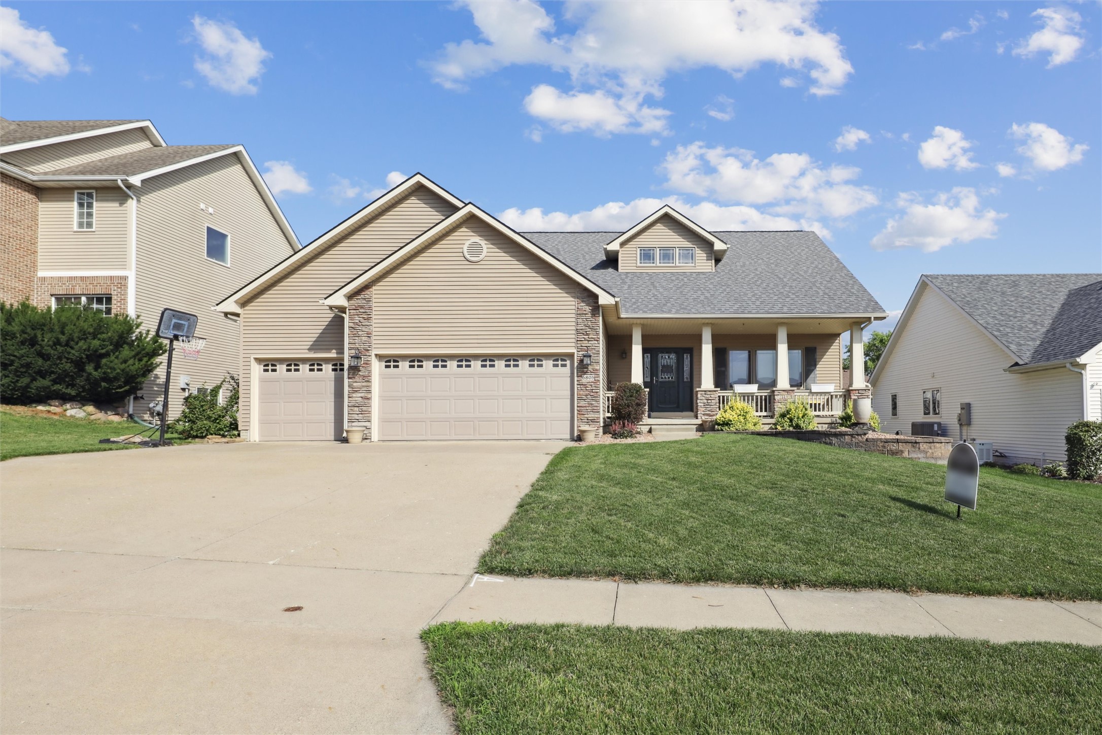 Johnston, Iowa 50131, United States, 5 Bedrooms Bedrooms, ,3 BathroomsBathrooms,Residential,Active,5031 Johnston, Iowa 50131, United States, 5 Bedrooms Bedrooms, ,3 BathroomsBathrooms,Residential,Active,5031