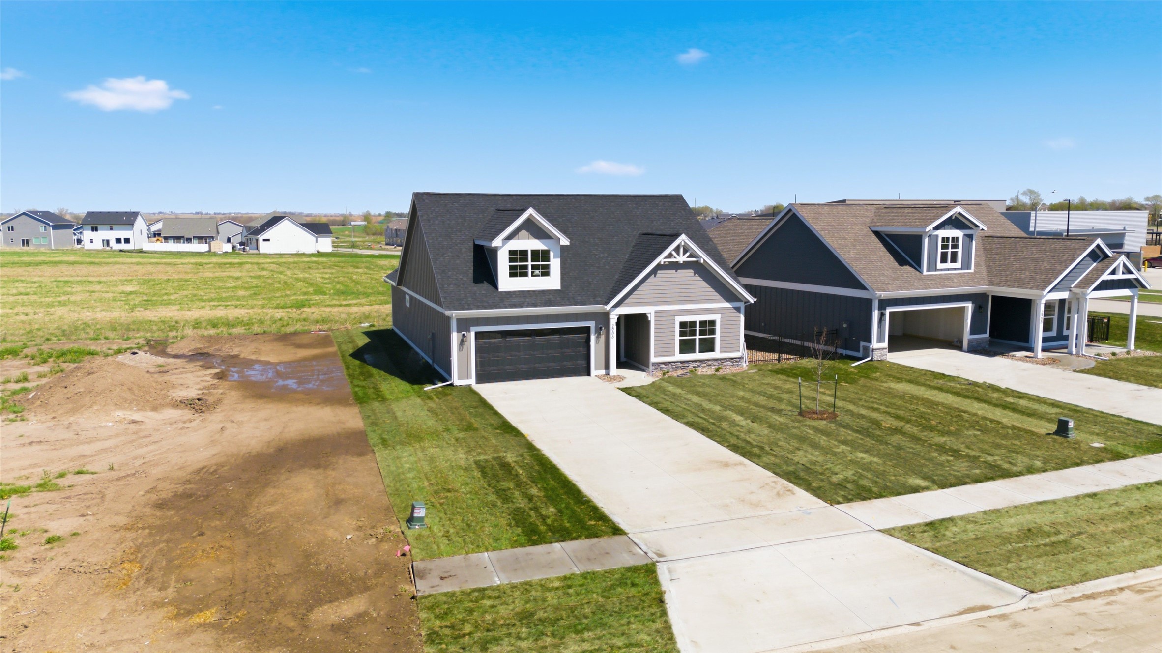 2906 Goldenrod Court