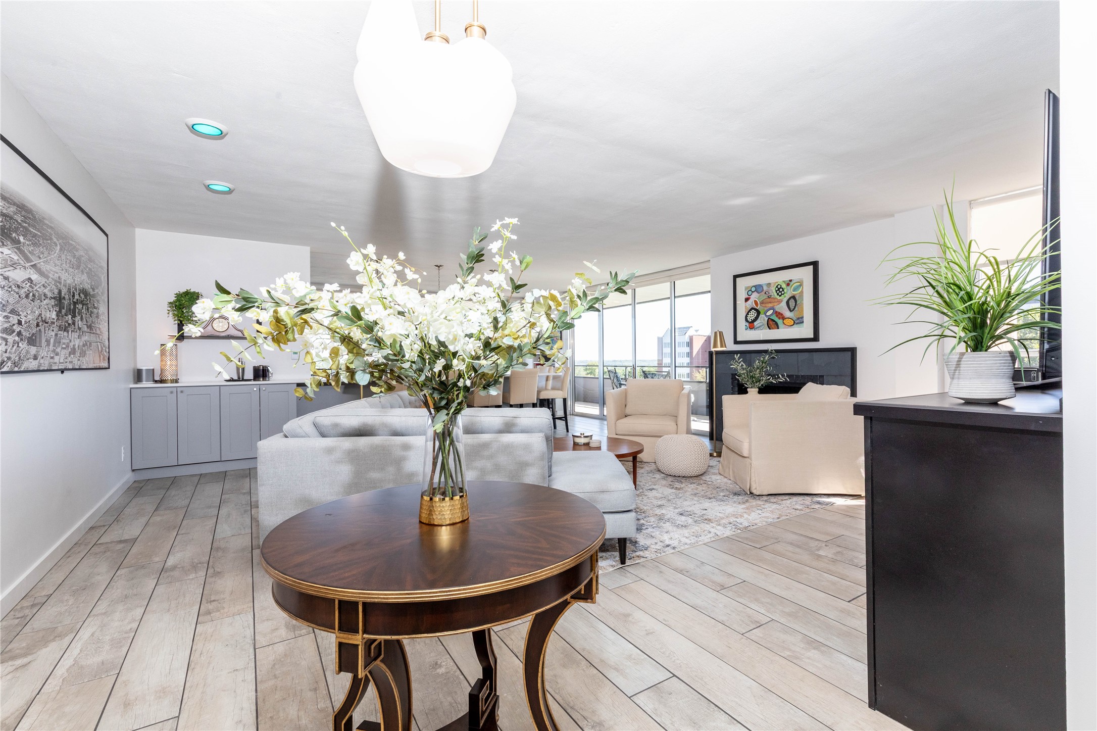 3663 Grand Avenue 804