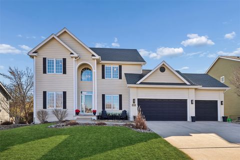 Homes For Sale - 1780 SE Olson Drive<br/> Waukee, IA 50263