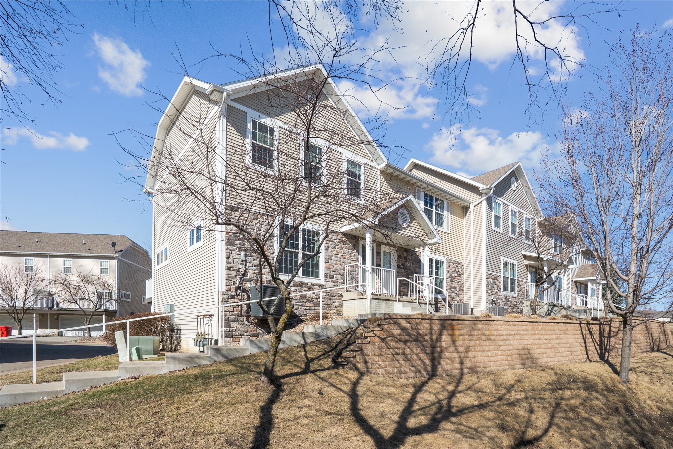 1635 SW White Birch Circle, Ankeny, Iowa image 2