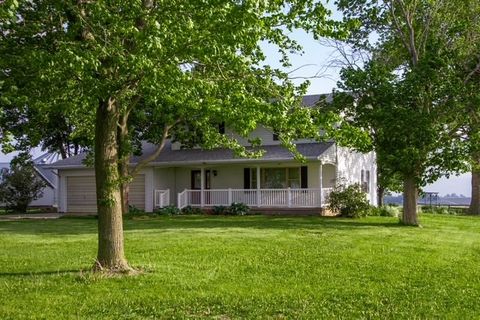 1925 Highway 163 Highway Pella IA 50219