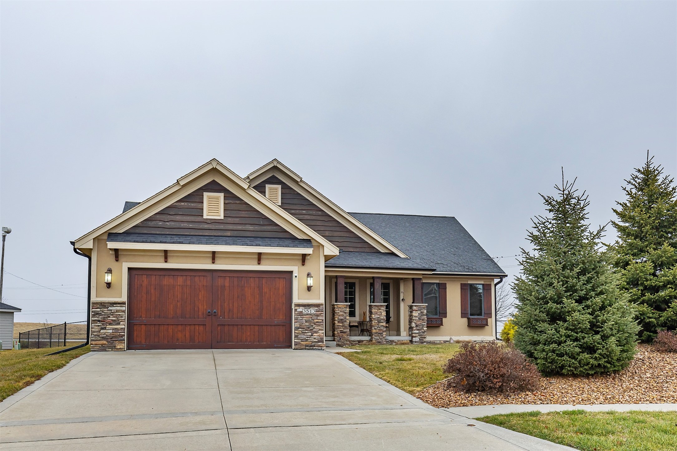 3513 Sunstone Court, Altoona, Iowa image 1