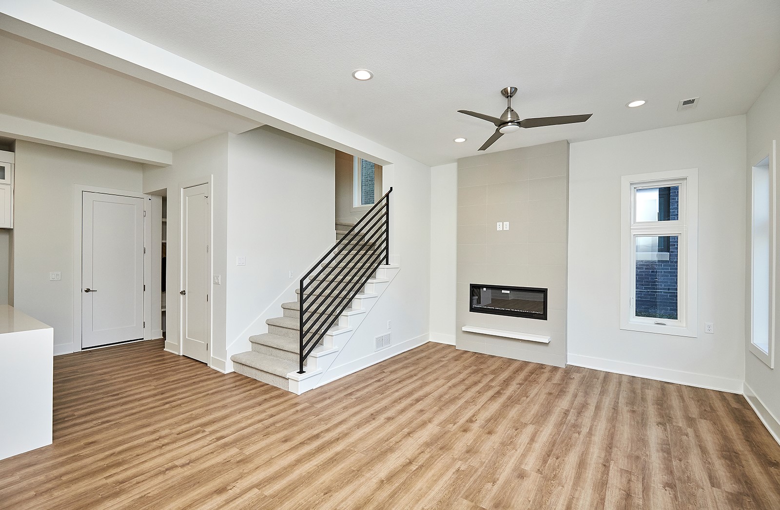 812 E 2nd Street, Des Moines, Iowa image 6