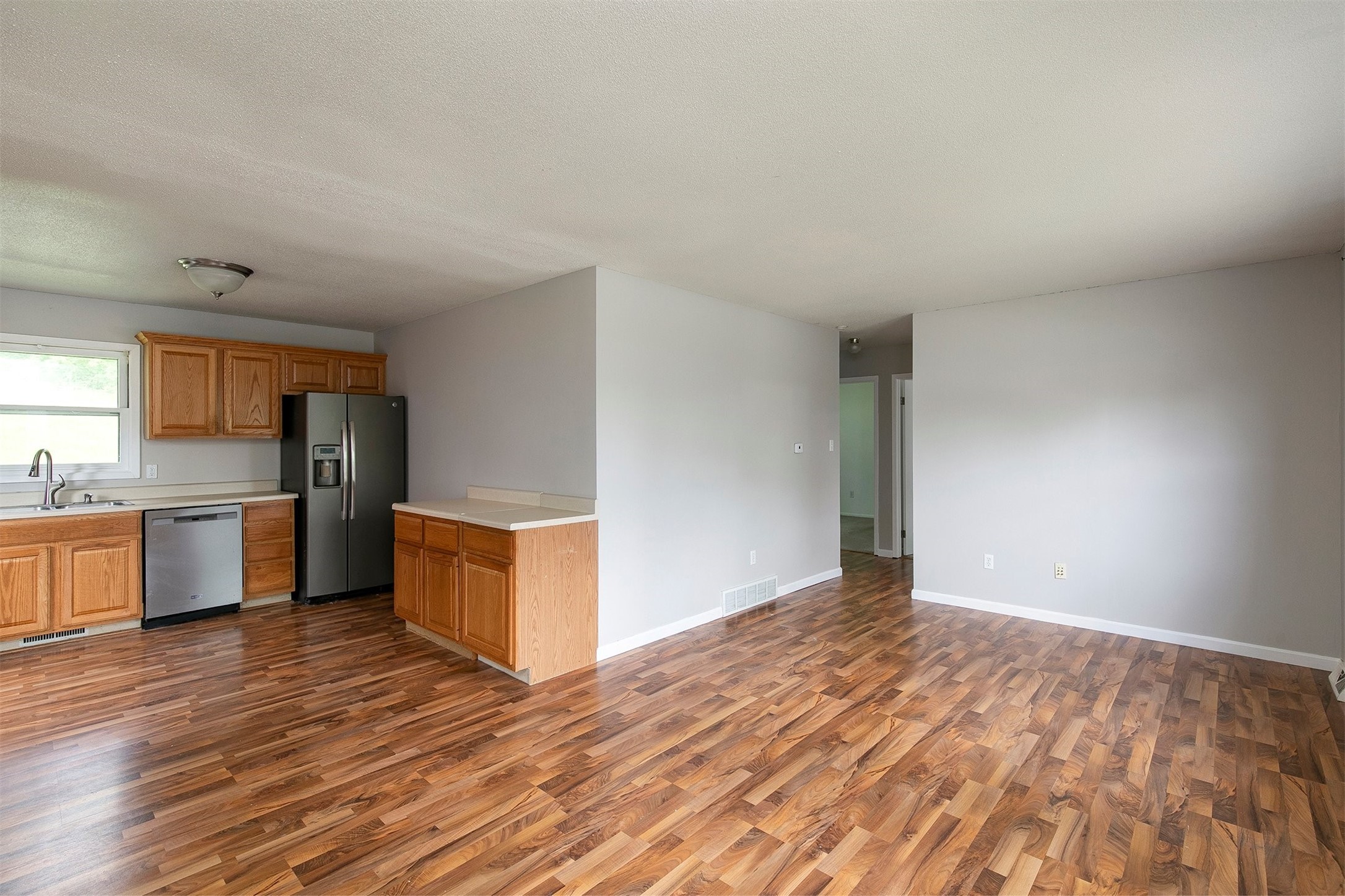 4242 SE 6th Street, Des Moines, Iowa image 3