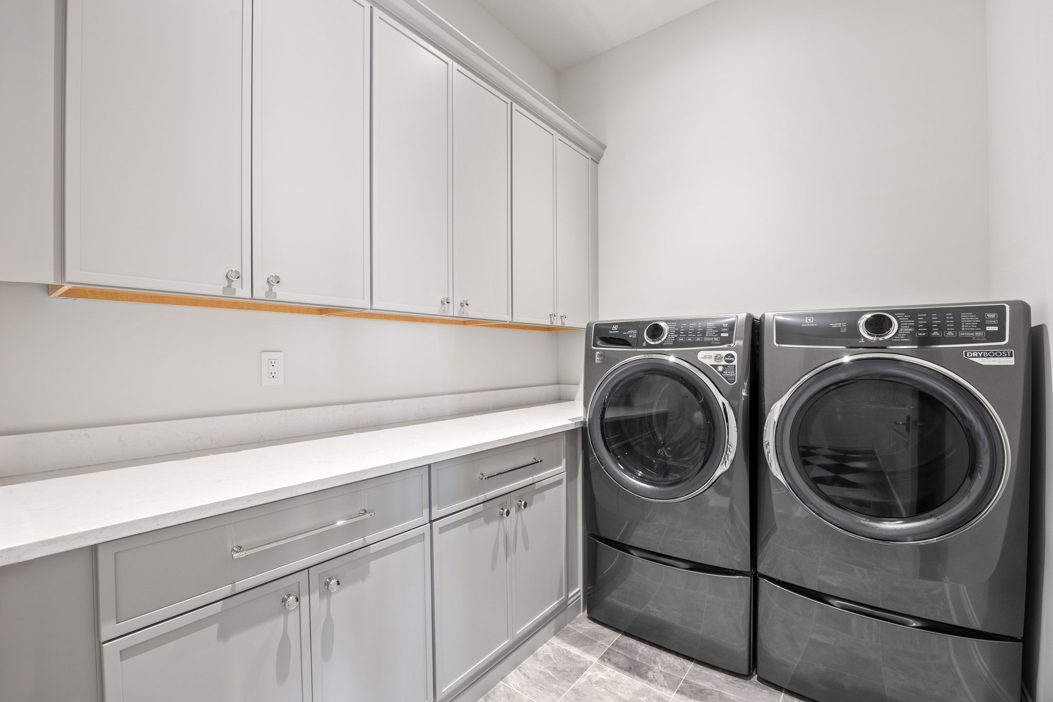 Picture for the property 732188, 3 beds, 4 baths