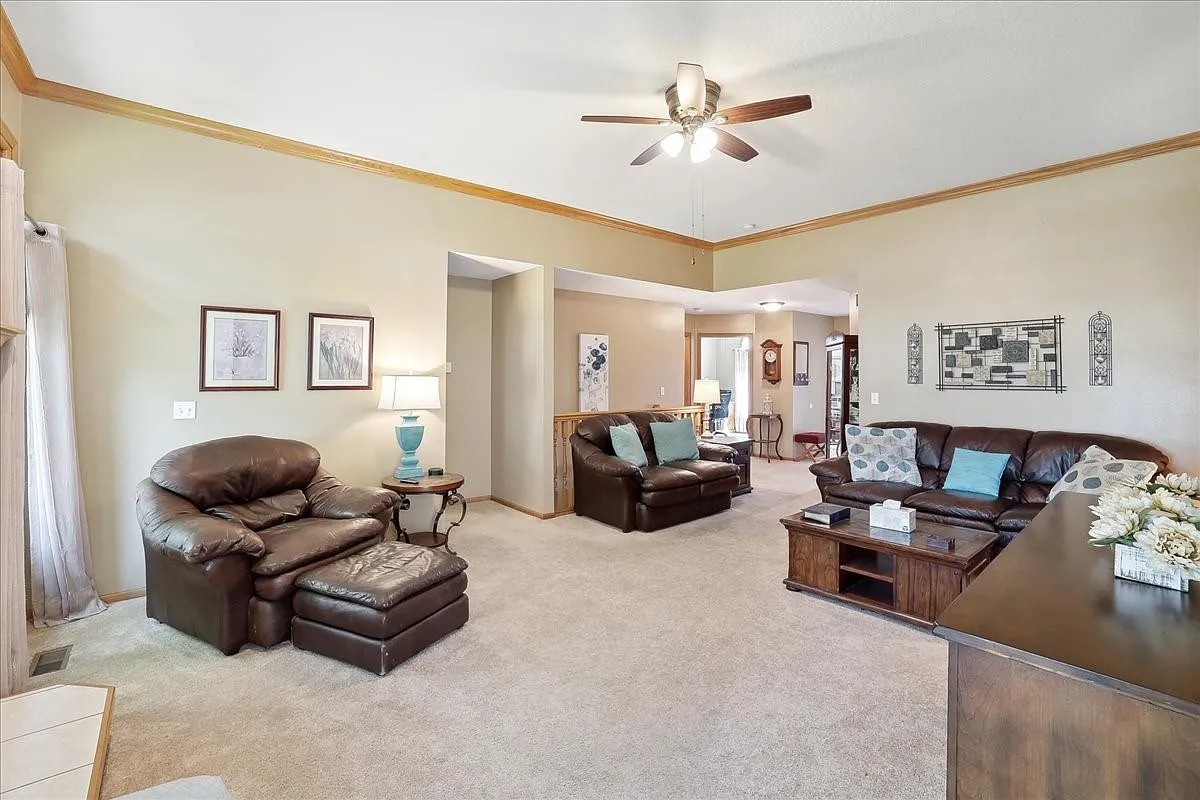 2925 Oak Street, Norwalk, Iowa image 3