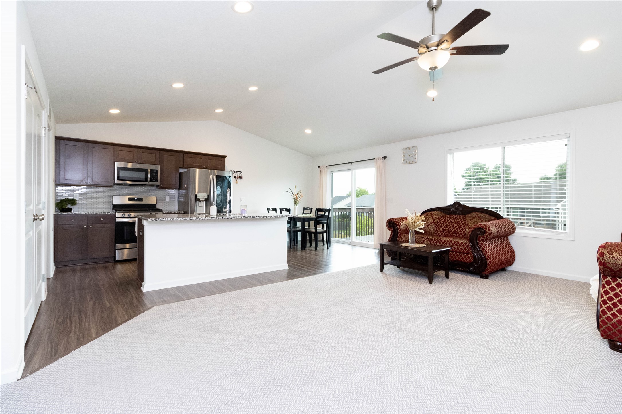 2357 Shadow Creek Circle, Des Moines, Iowa image 4
