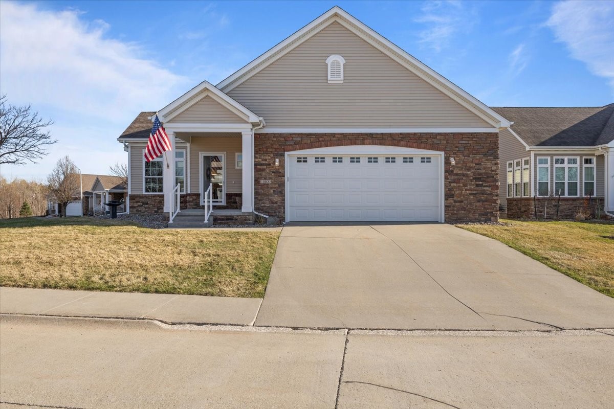 1403 SW Sunrise Lane, Ankeny, Iowa image 1