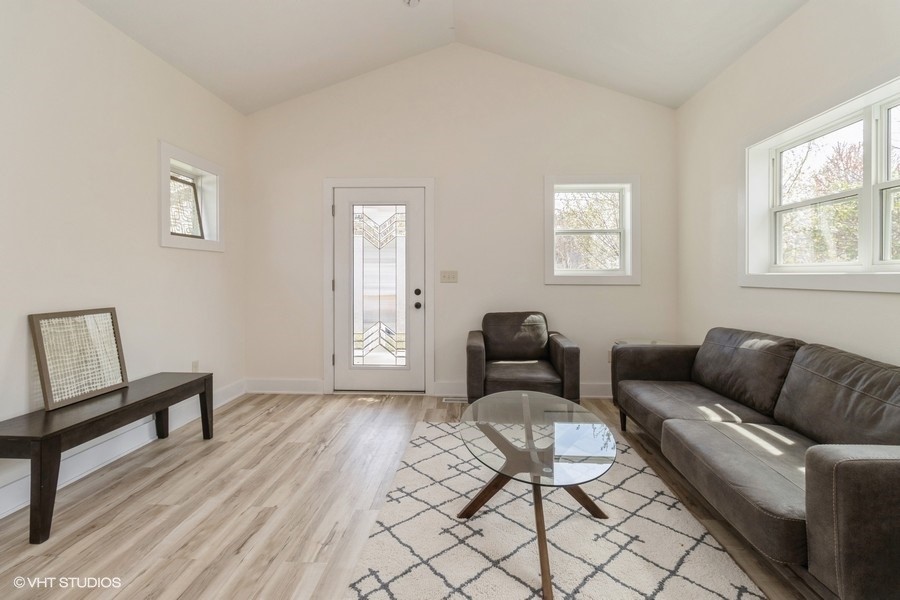 804 E 26th Street, Des Moines, Iowa image 3