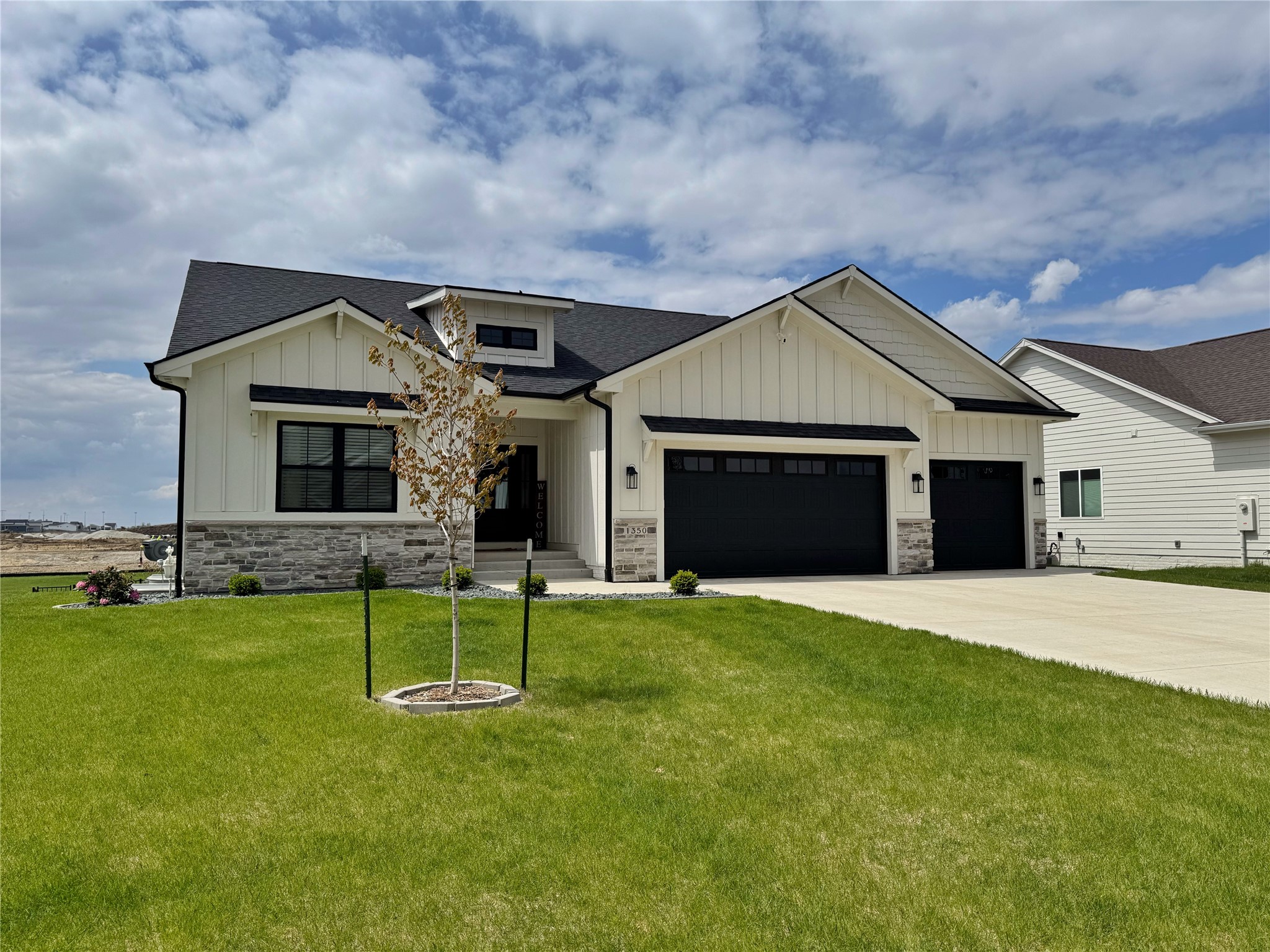 1350 NW Brooks Drive