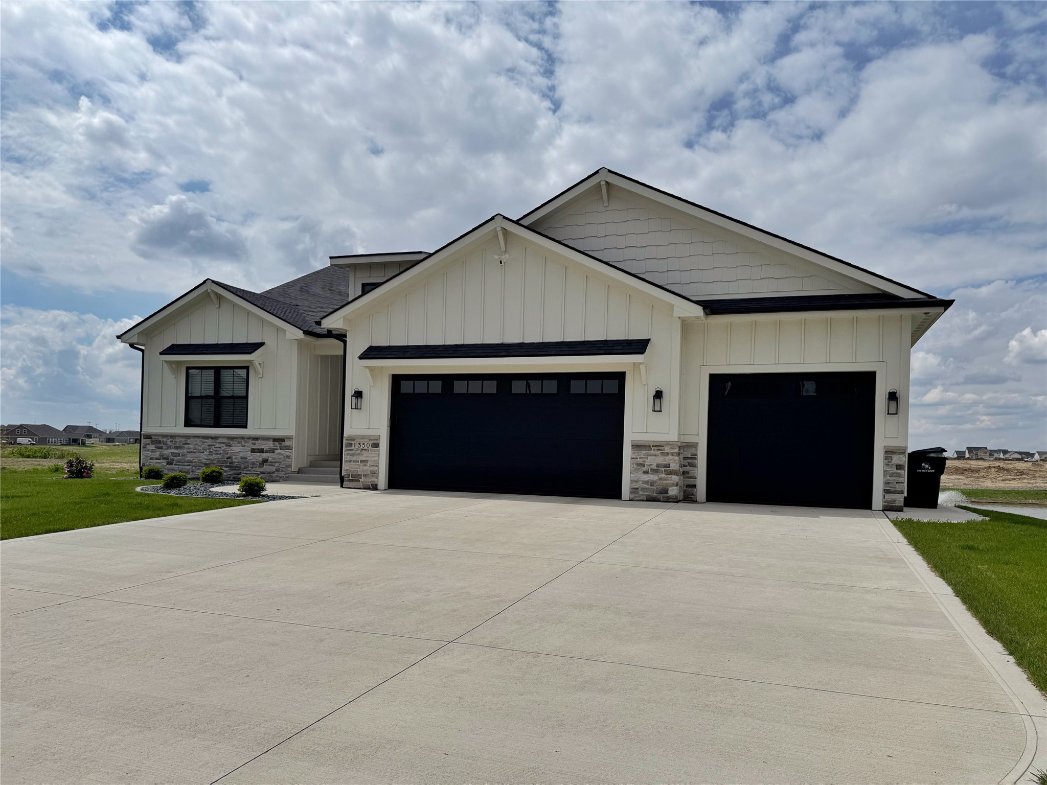 1350 NW Brooks Drive