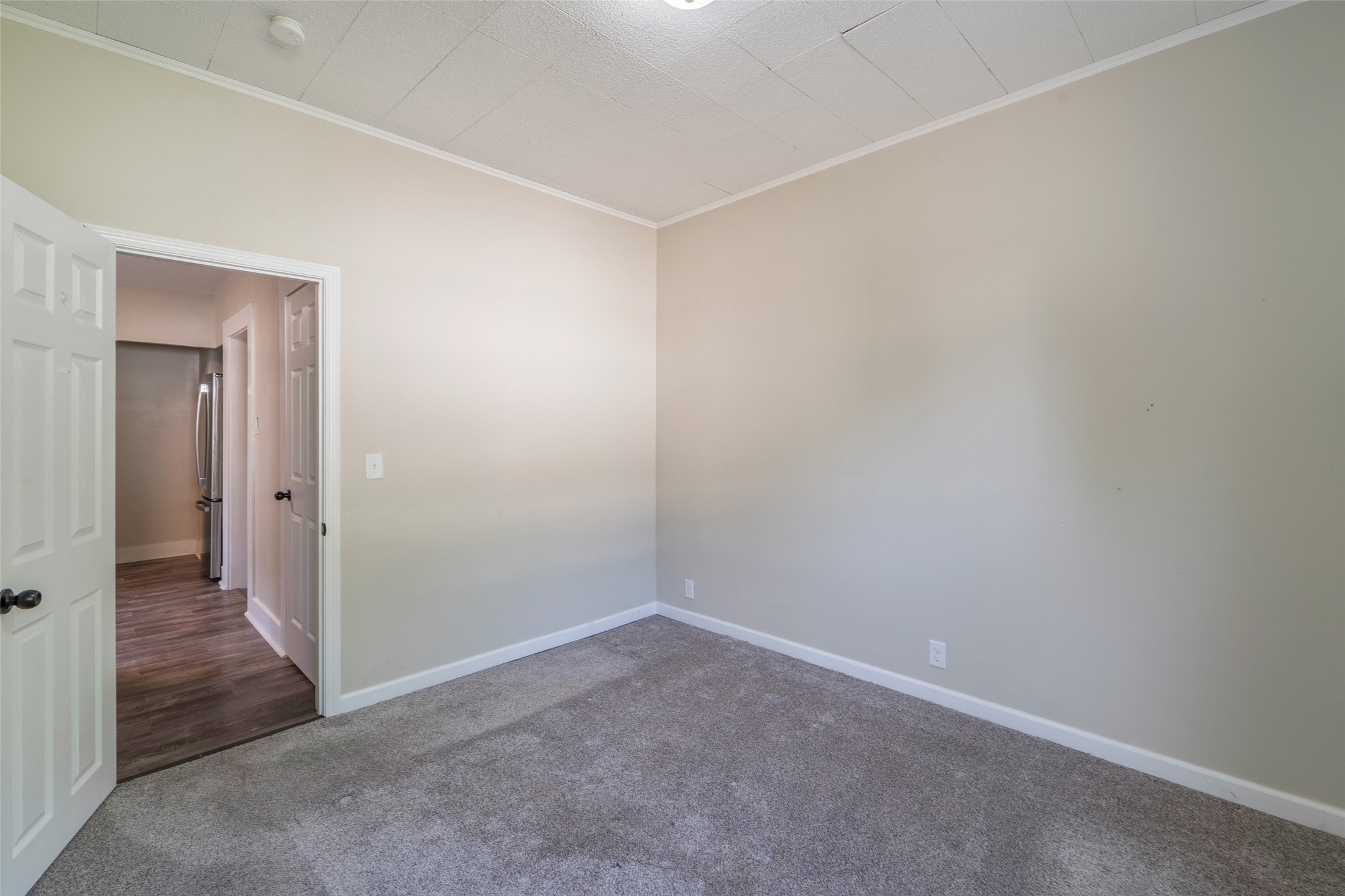 2336 E 13th Street, Des Moines, Iowa image 21