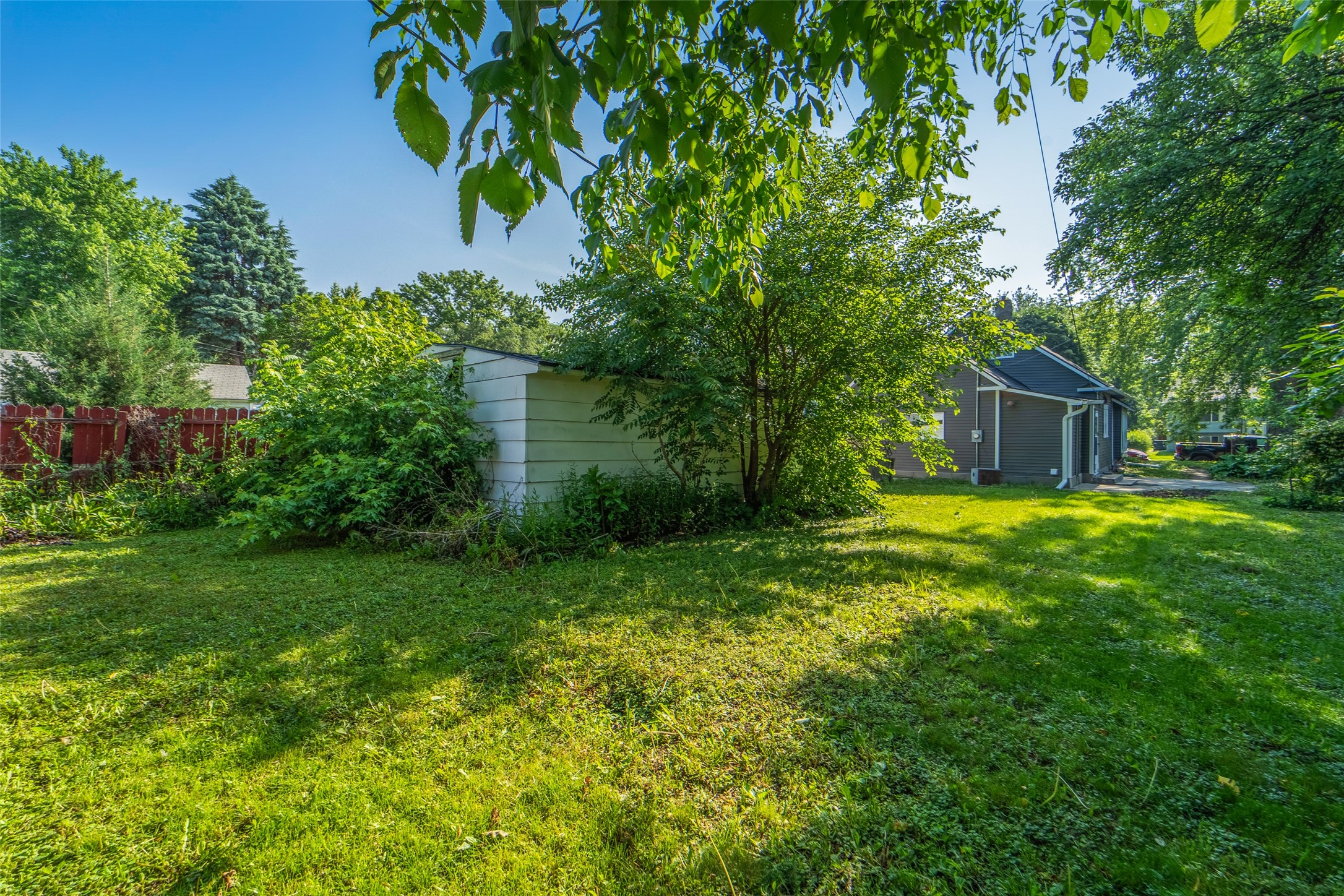 2336 E 13th Street, Des Moines, Iowa image 33