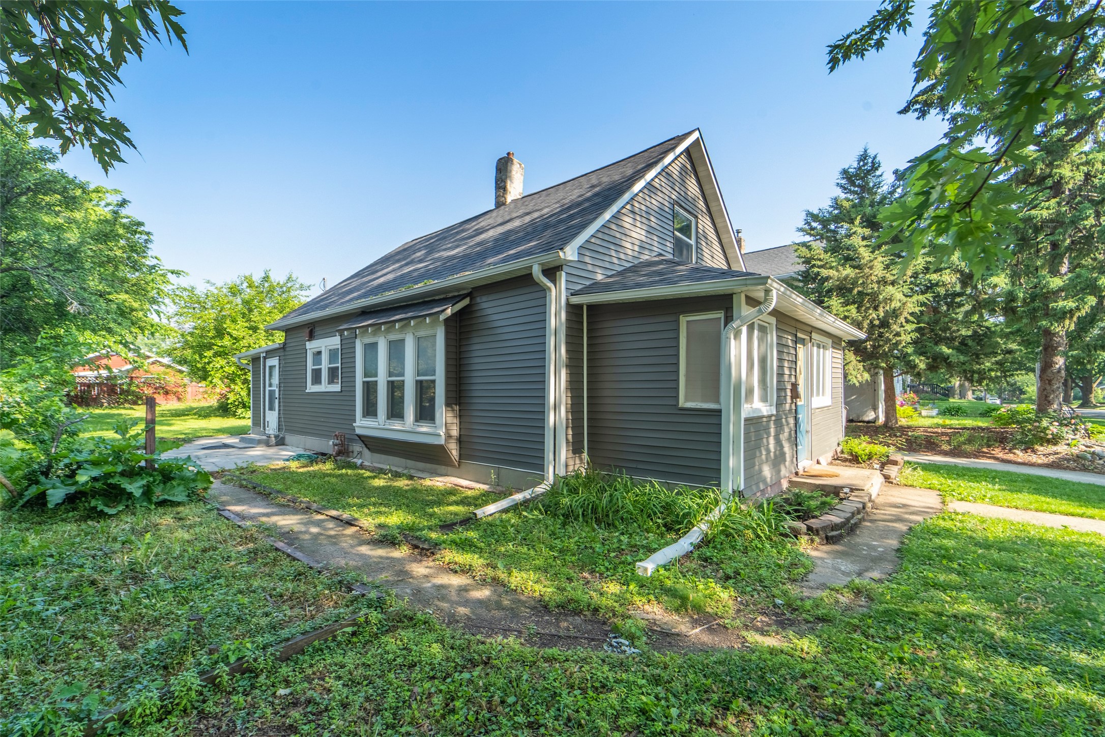 2336 E 13th Street, Des Moines, Iowa image 31