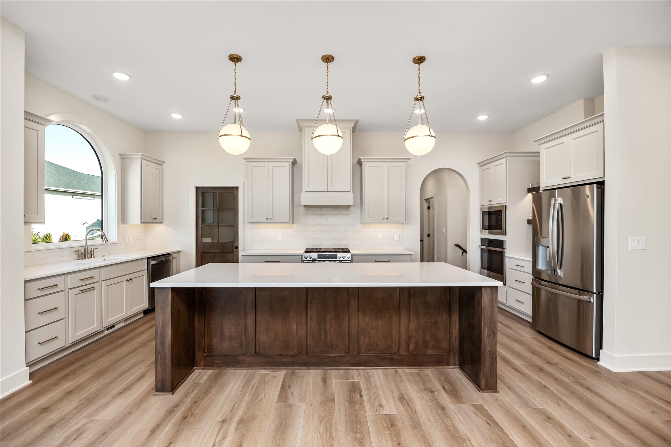 4617 Centennial Boulevard