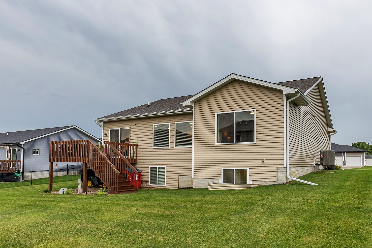 2500 N 7th Avenue, Newton, Iowa image 10