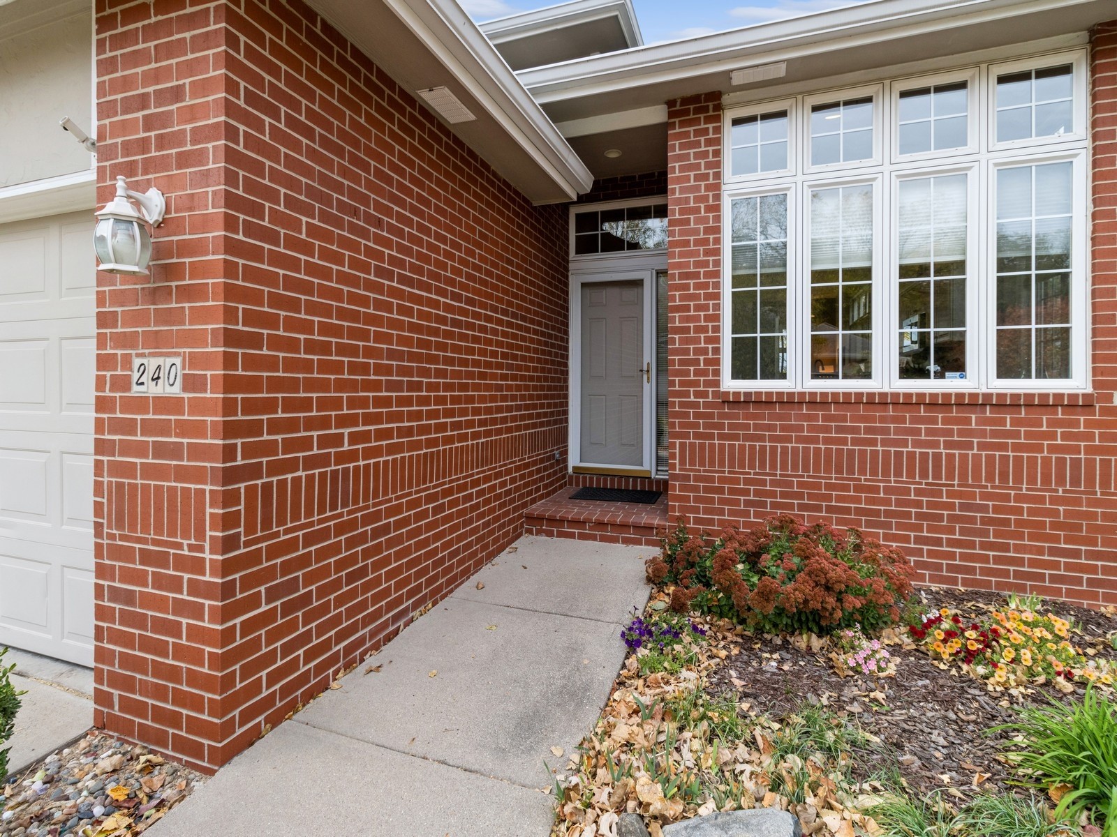 1500 Crown Colony Court #240, Des Moines, Iowa image 3