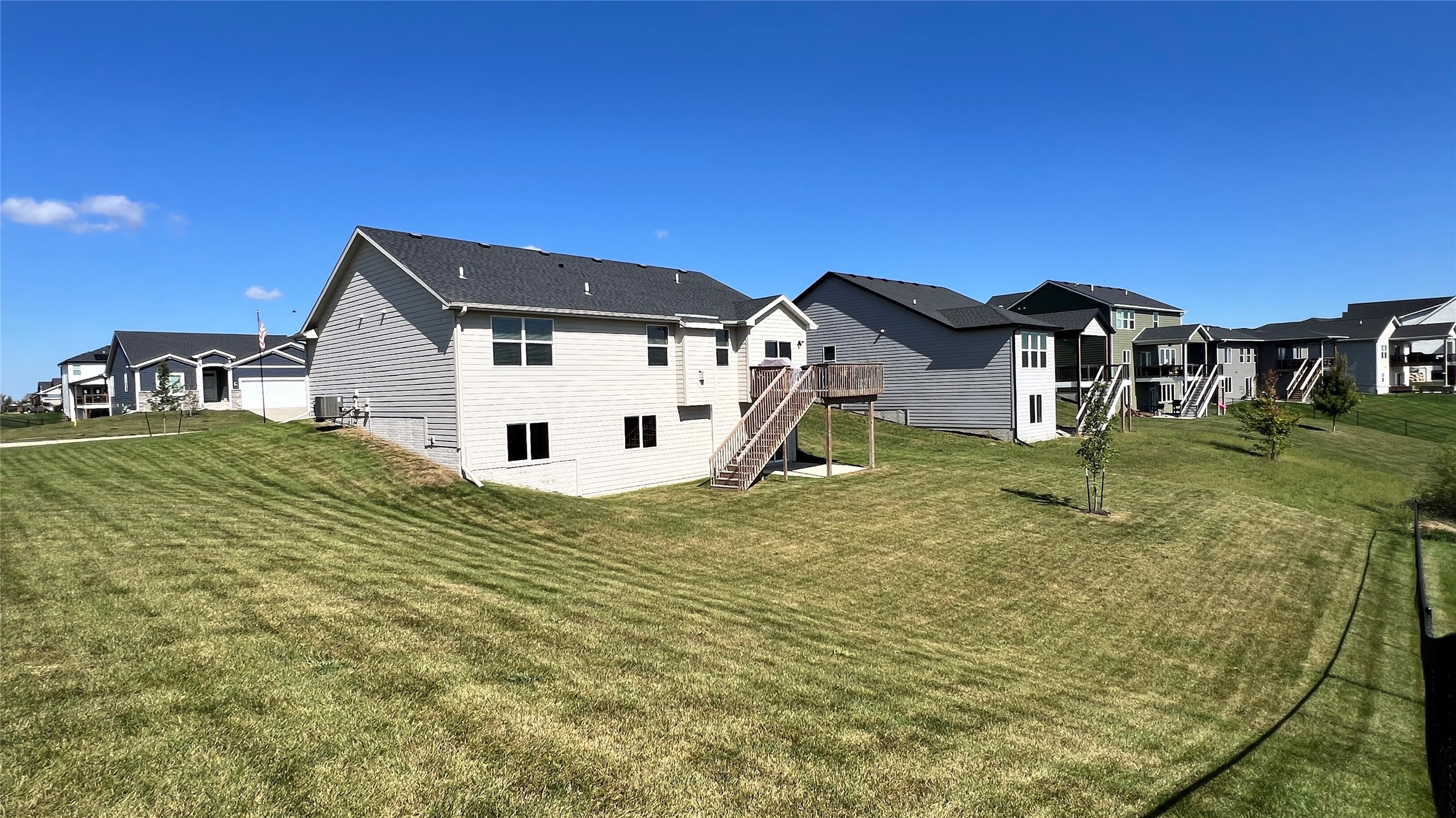 3012 Crest View Circle