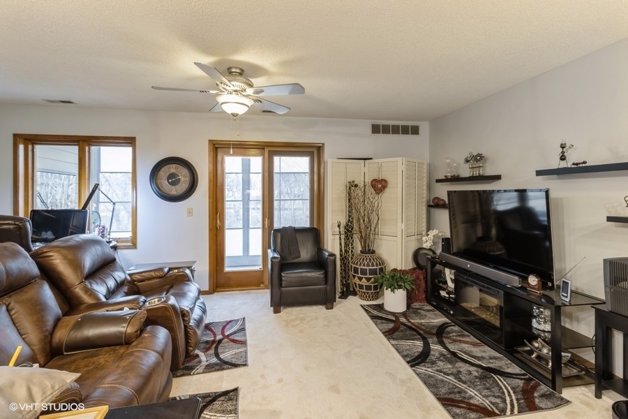 411 SE Delaware Avenue #107, Ankeny, Iowa image 2