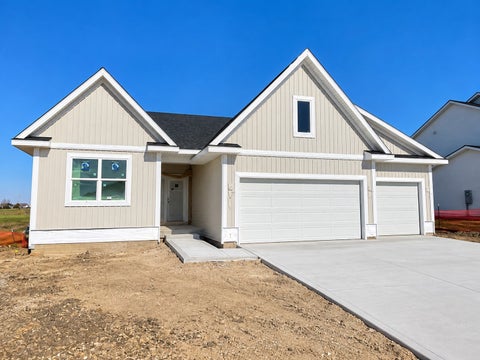 Homes For Sale - 401 41st Street<br/> Altoona, IA 50009