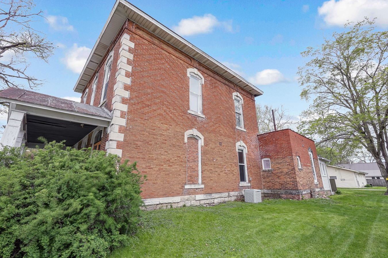 302 W Main Street, Knoxville, Iowa image 2