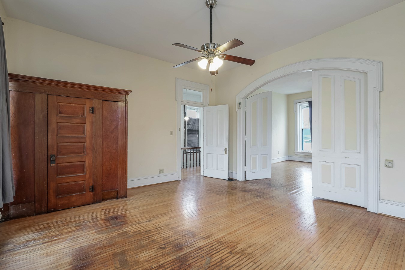 302 W Main Street, Knoxville, Iowa image 35