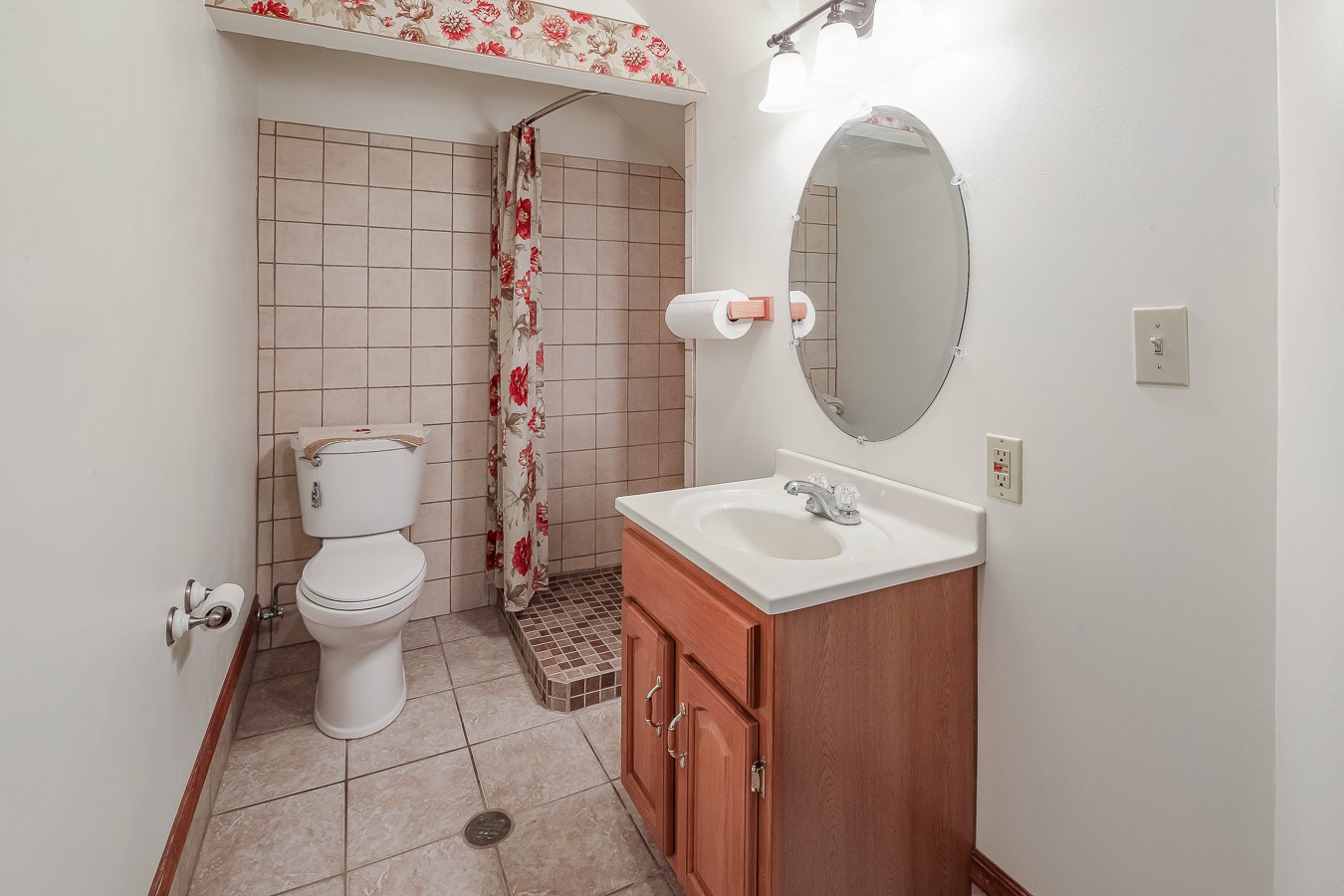 302 W Main Street, Knoxville, Iowa image 15