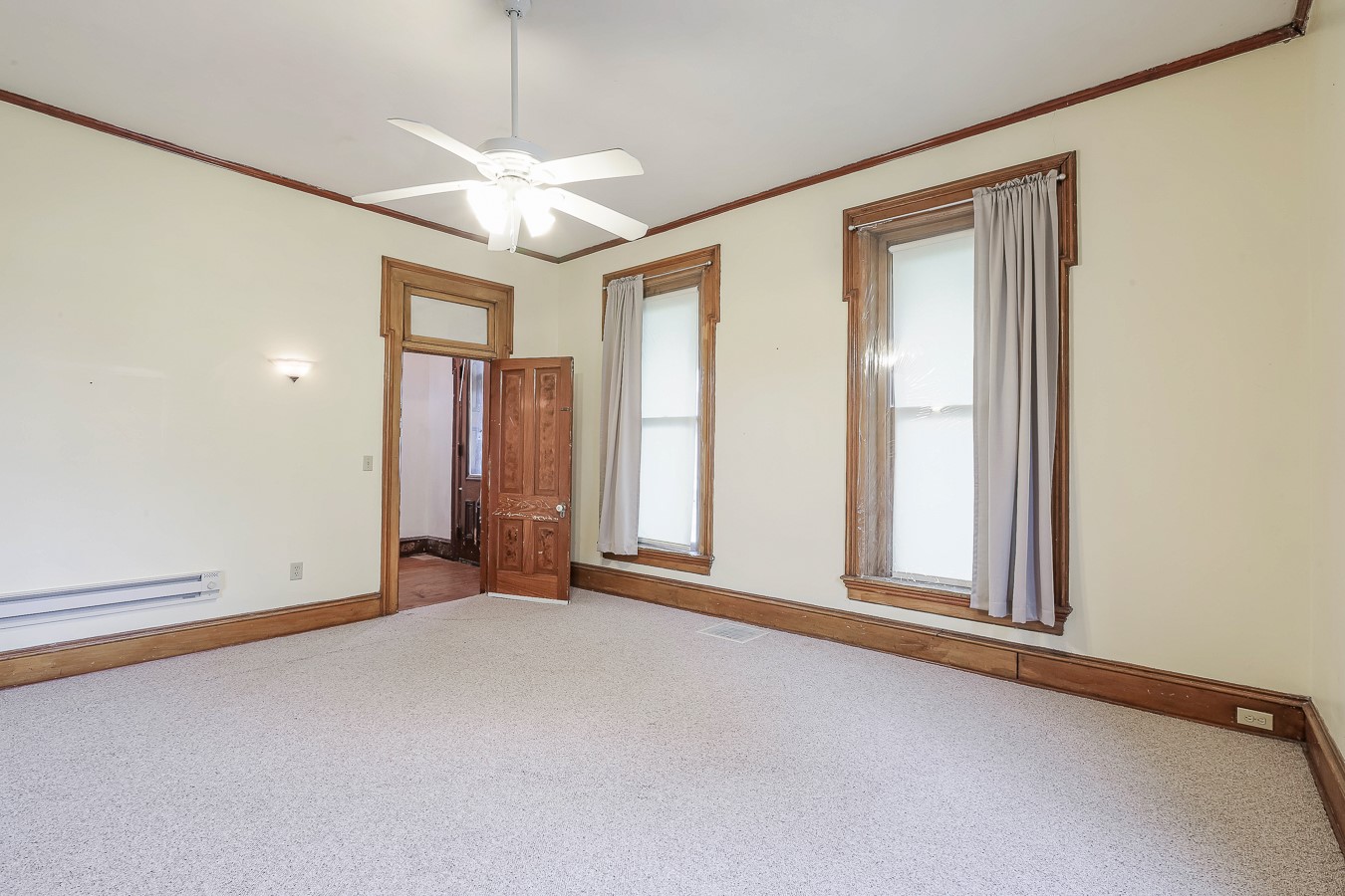 302 W Main Street, Knoxville, Iowa image 10