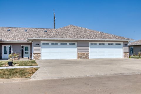 Condo For Sale - 105 E Lincoln Avenue<br/> Fairfield, IA 52556