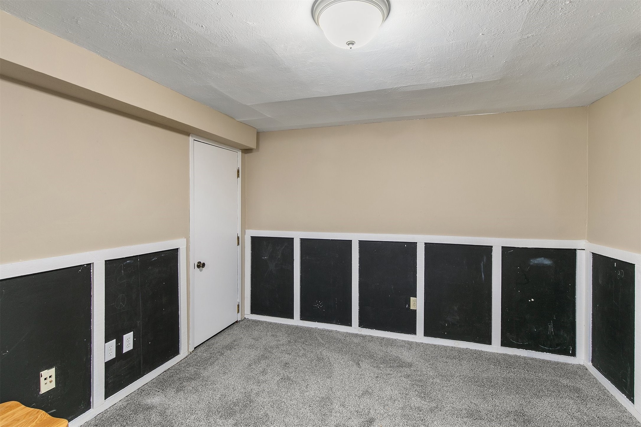 846 E Broad Street, Des Moines, Iowa image 24