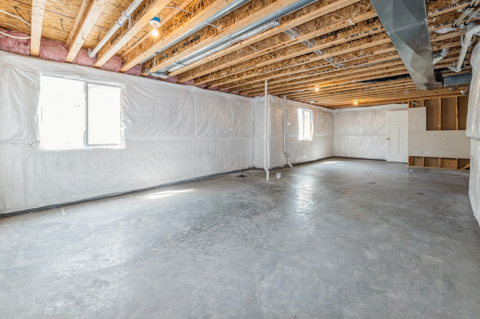 670 SE Drumlin Drive, Waukee, Iowa image 33