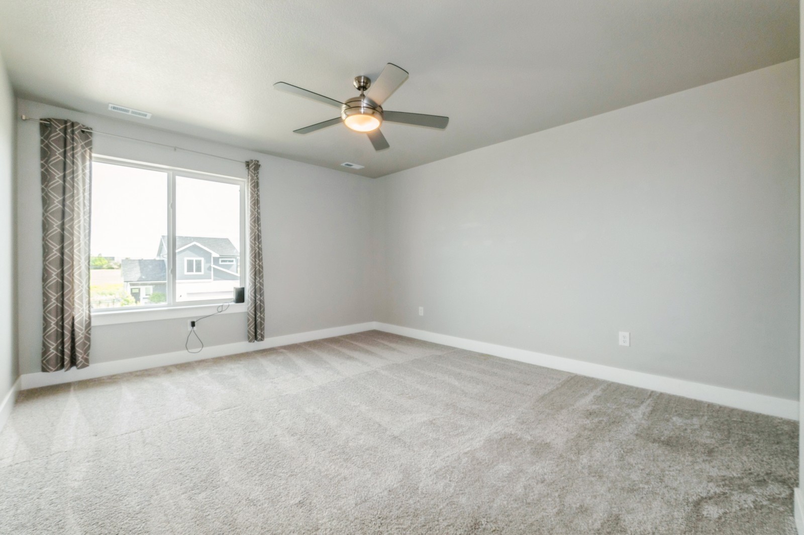 670 SE Drumlin Drive, Waukee, Iowa image 19