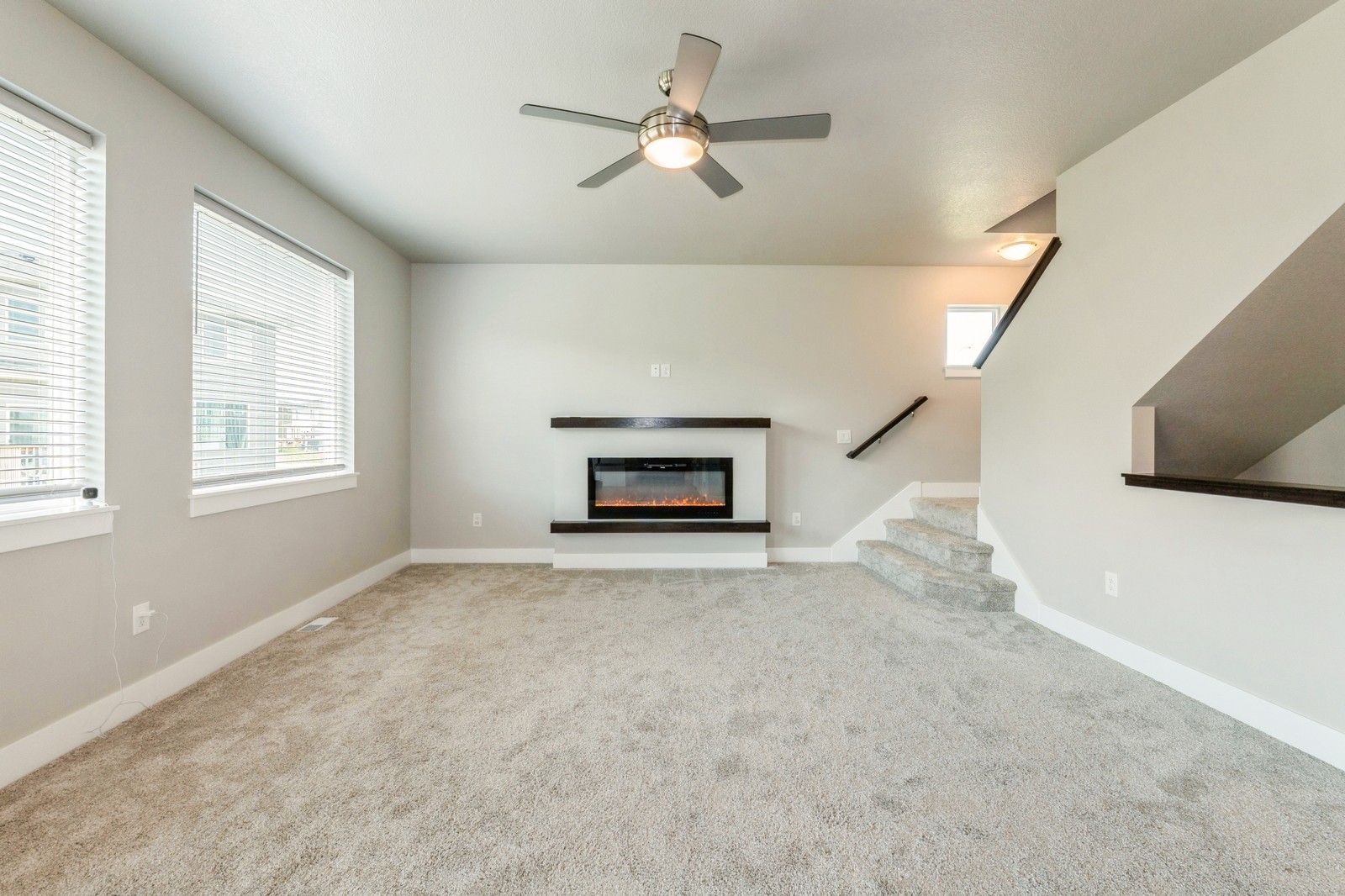 670 SE Drumlin Drive, Waukee, Iowa image 5