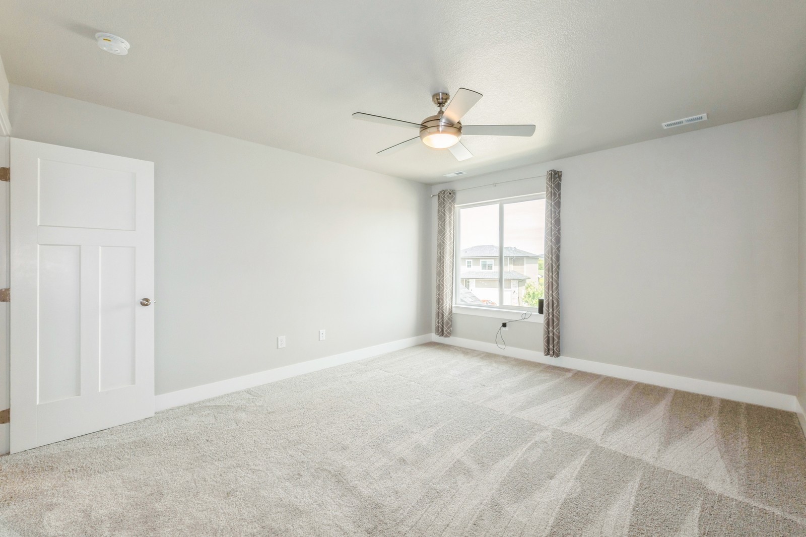 670 SE Drumlin Drive, Waukee, Iowa image 20