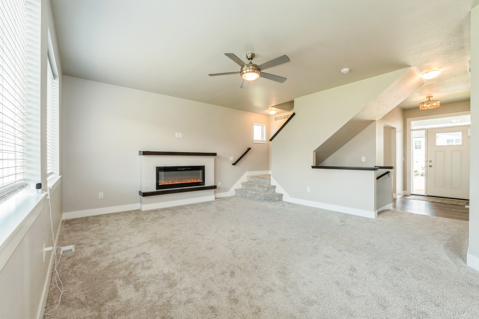 670 SE Drumlin Drive, Waukee, Iowa image 3